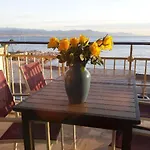 Seafront One Bedroom With A Terrasse Swimming Pool And A Parking