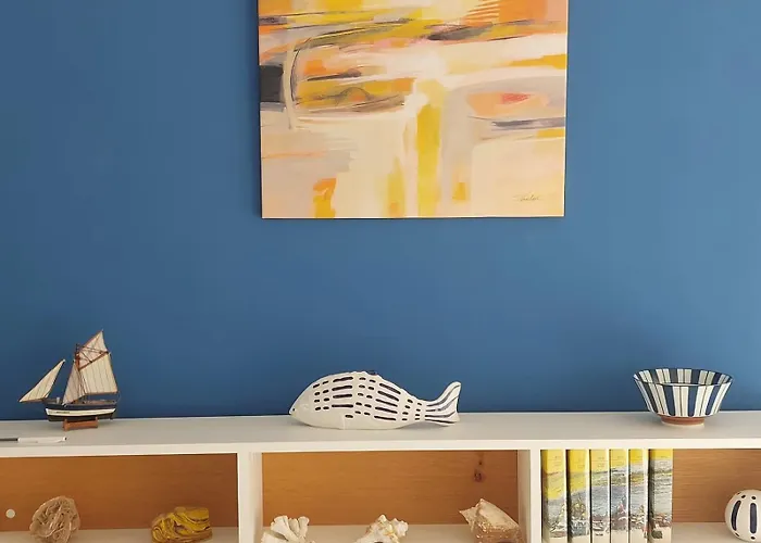 Σπίτι διακοπών Seafront One Bedroom With A Terrasse Swimming Pool And A Parking Αντίμπ